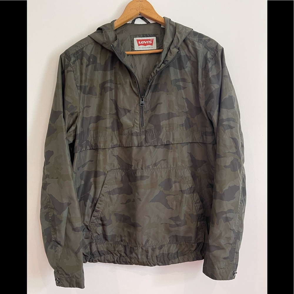 LEVIS men’s camouflage popover windbreaker jacket